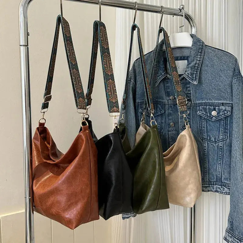 Kristina’s Vintage Charm | Läderaxelväska