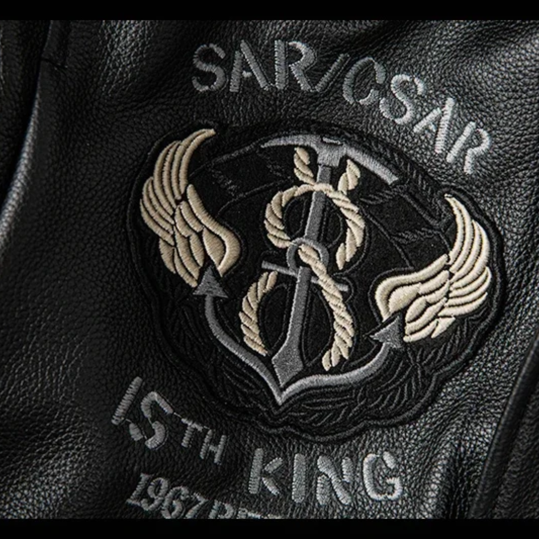 Greg | Herrjacka i läder med quiltade, broderade detaljer (KÖP 1 FÅ 1 GRATIS)